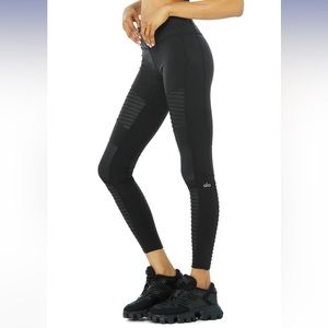 Alo Yoga Moto Legging